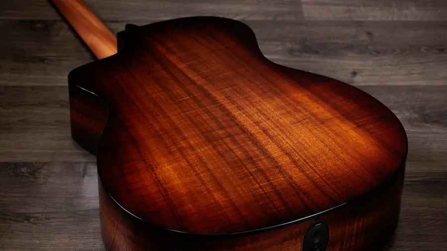 Taylor 224ce-K DLX 