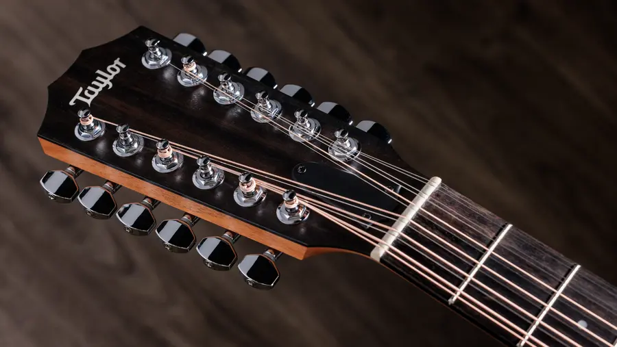 Taylor 150ce 