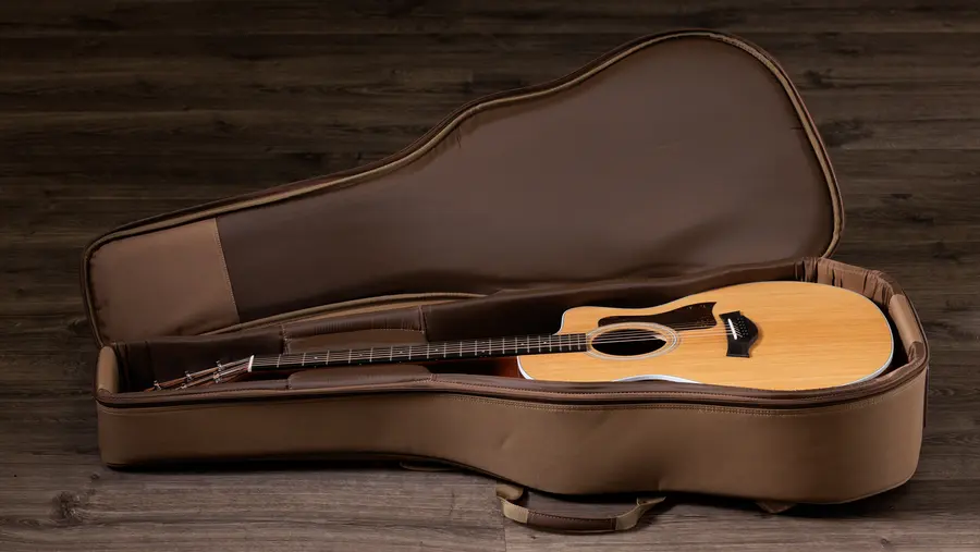 Taylor 214ce 