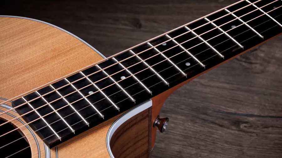 Taylor 214ce 