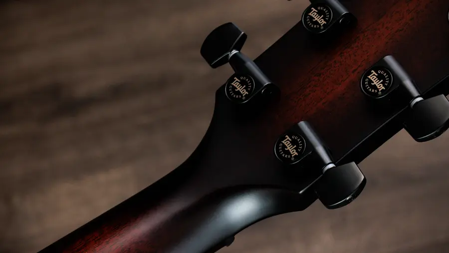 Taylor Builder's Edition 324ce Next Generation 