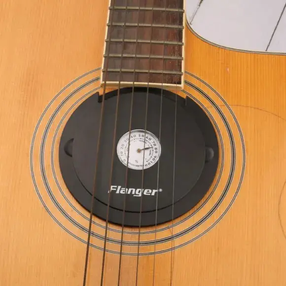 Flanger FH-10 guitar humidifier 