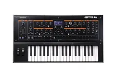 Roland JUPITER-XM synthesizer * *Kunderetur