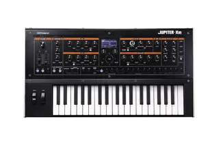 Roland JUPITER-XM synthesizer * *Kunderetur