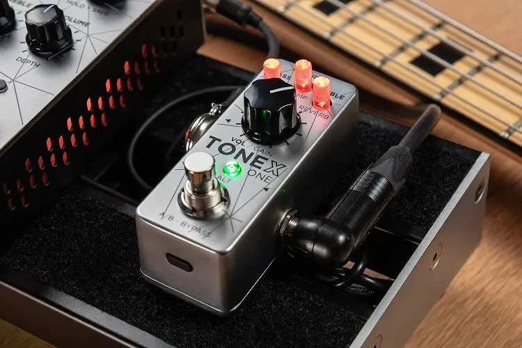 IK Multimedia ToneX One Bass 