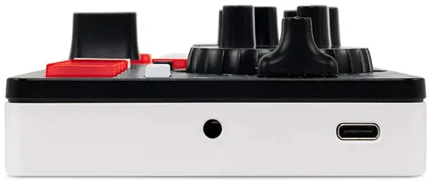 Numark Mixtrack Go - DJ Controller 