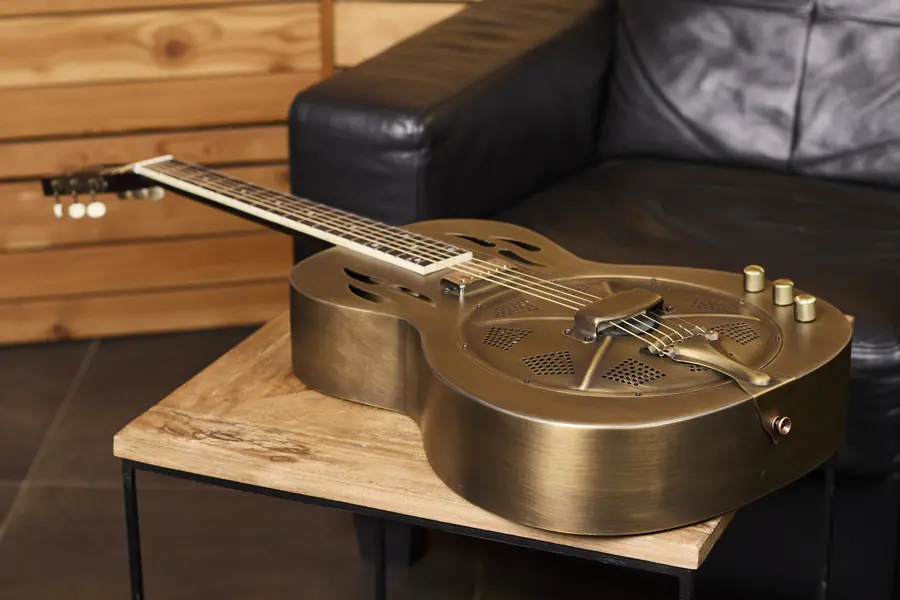 Ortega RRG60E Resonator gitarr m. mik o bag, Americana Series, Full metal 