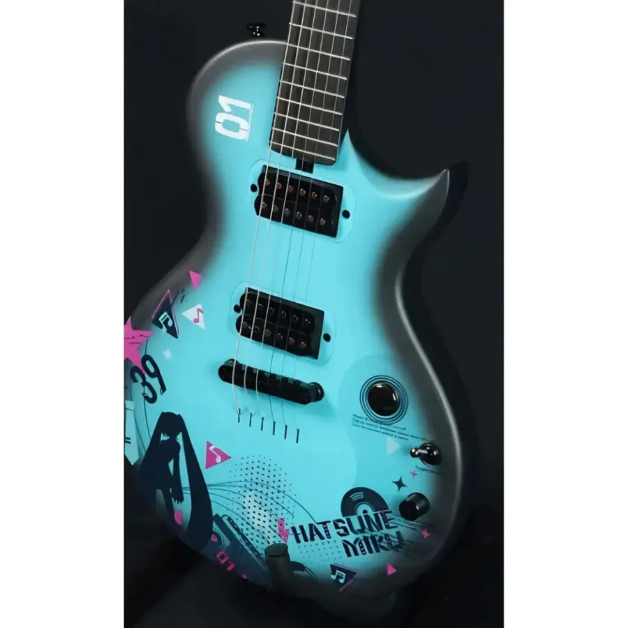 Enya Nova Go Sonic Hatsune Miku el-gitar 