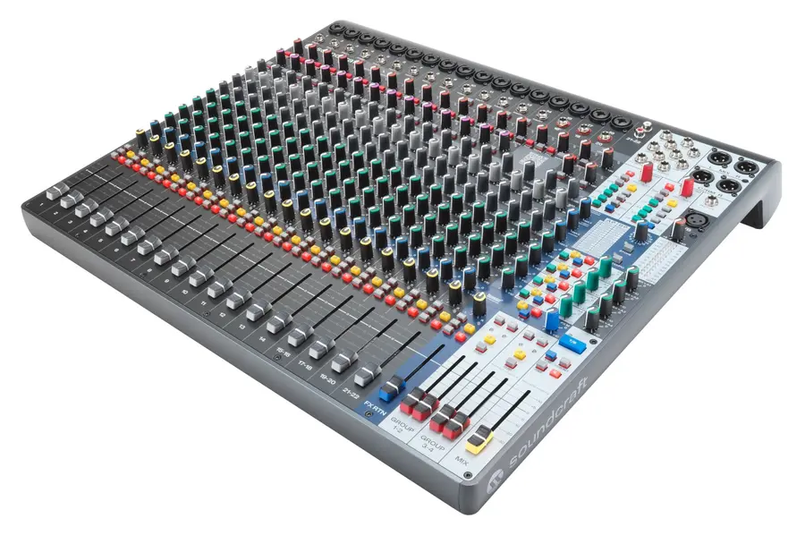 Soundcraft Signature Plus 22 22 kanals analog mikser 