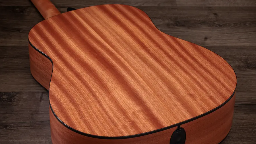 Taylor 117e Special Edition Dark Tobbaco burst - Spruce/Sapele 