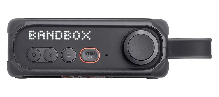 JBL Bandbox SOLO Compact AI powered amp 