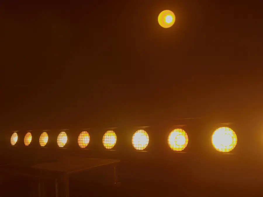 Eurolite Sunset IP BAR 12 Blinder Weatherproof IP65 12W Warm Dim LEDs 