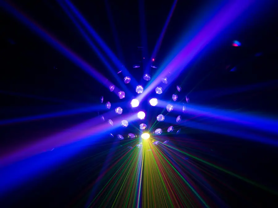 Eurolite Akku B-40 LED Beam Effect Black RGBW Strobe RG Laser AirW 2.4GHz 