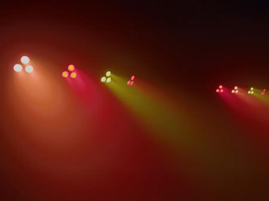 Eurolite LED KLS-402 Compact Light Set Lighting Strip 4x 4in1 RGB/WW Spots 