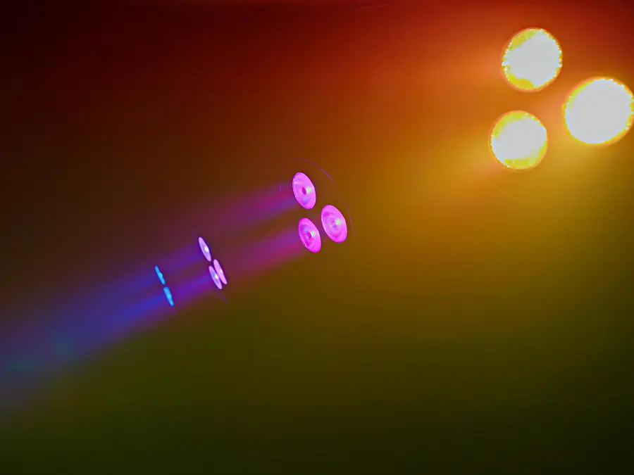 Eurolite LED KLS-402 Compact Light Set Lighting Strip 4x 4in1 RGB/WW Spots 