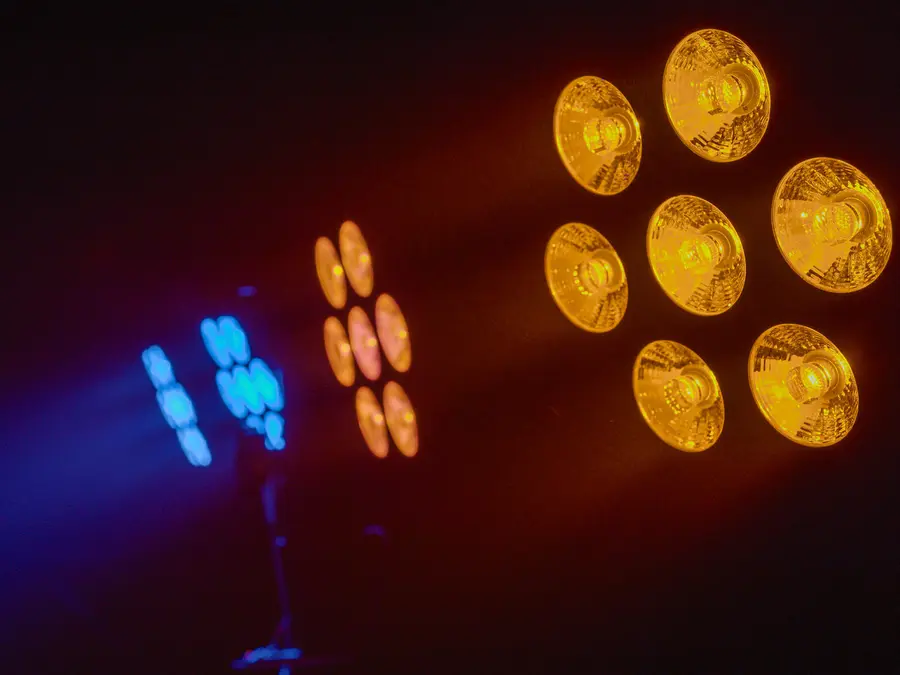 Eurolite LED KLS-3002 MK2 Compact Set Lighting Strip 4x 6in1 RGBAW/UV Spots 