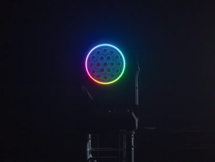 Eurolite LED IP TMH-W285 Moving Head Weatherproof Washlight RGBW LED Ring 