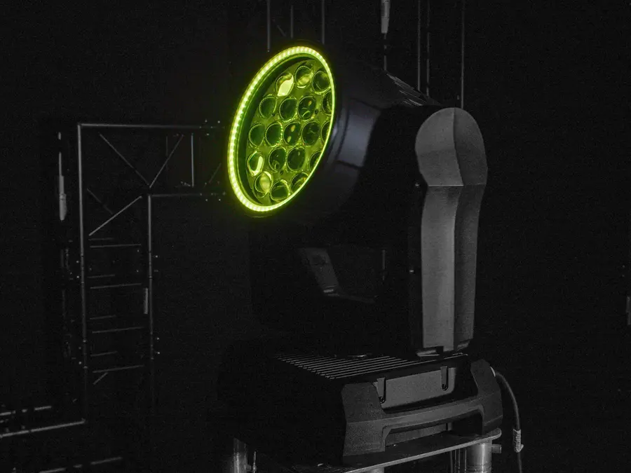 Eurolite LED IP TMH-W285 Moving Head Weatherproof Washlight RGBW LED Ring 