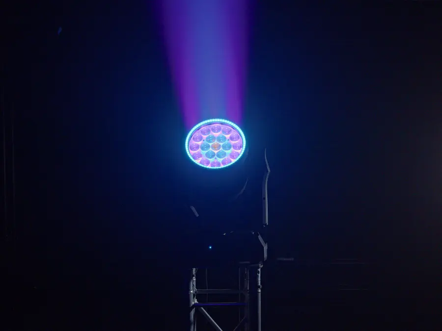 Eurolite LED IP TMH-W285 Moving Head Weatherproof Washlight RGBW LED Ring 