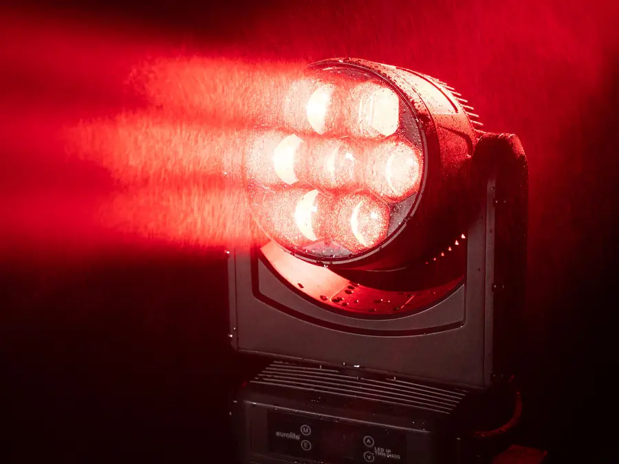 Eurolite LED IP TMH-H420 Wash Effect Weatherproof IP65 7x 40W RGBW Zoom 