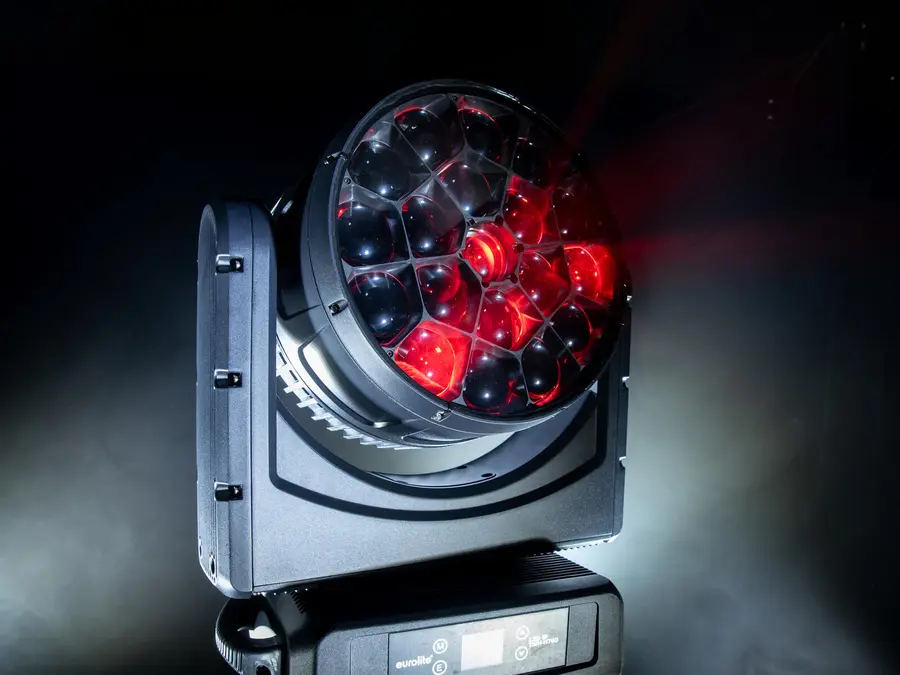 Eurolite LED IP TMH-H760 Wash Effect Weatherproof IP65 19x 40W Zoom 