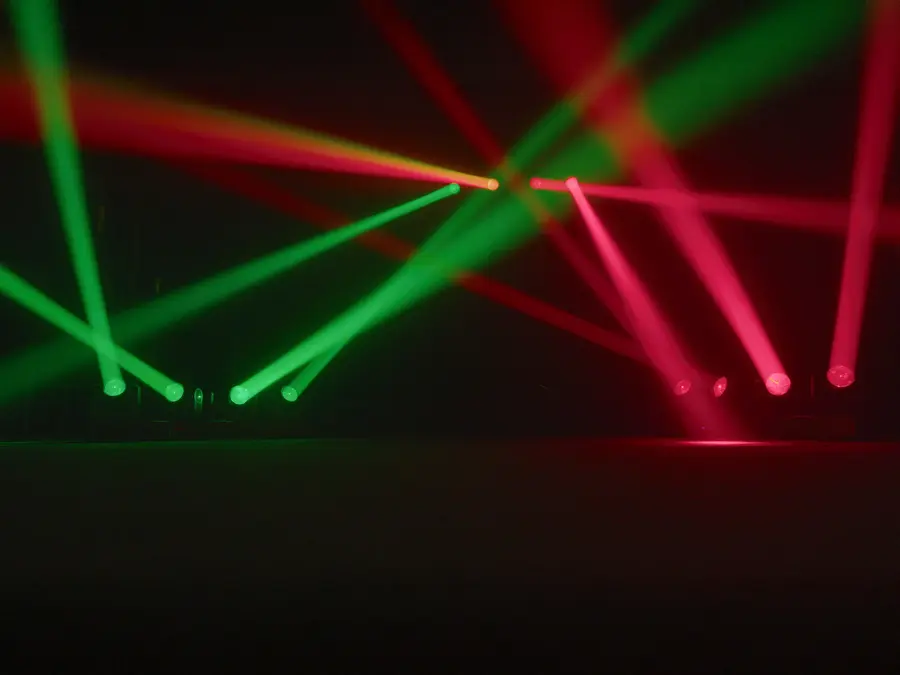 Eurolite LED TMH Bar B240 Moving Head 4x60W RGBW Individually Controlled Beams 