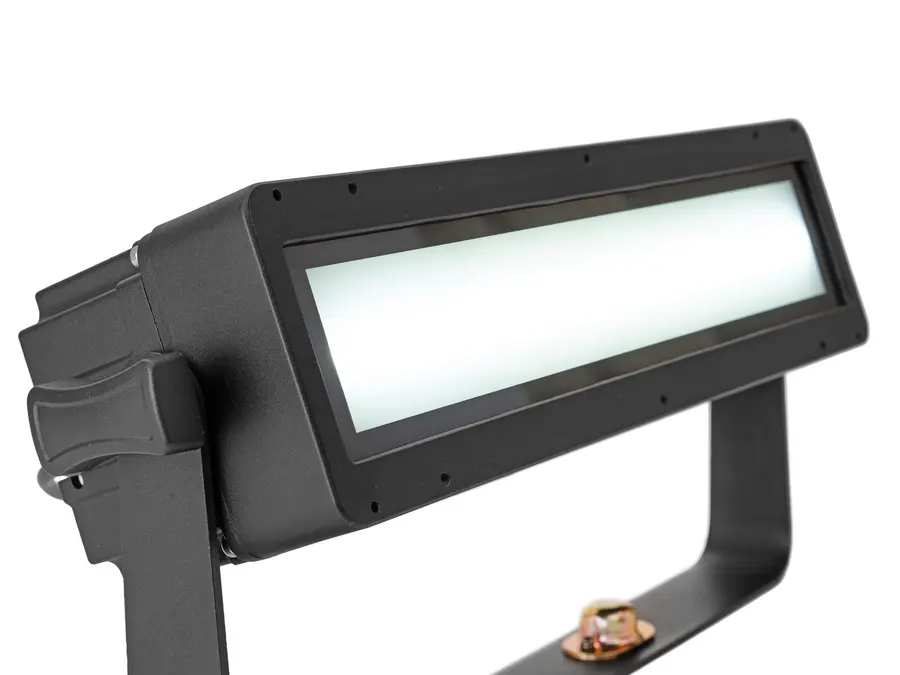 Eurolite LED IP PIX Strobe FROST 5Pin Linkable Outdoor IP65 5-Pin Connector 
