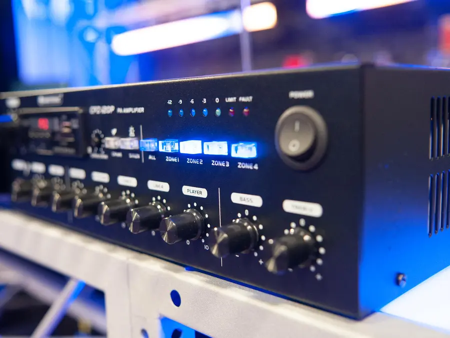 Omnitronic CPZ-120P PA Mixer 4-Zone, Bluetooth, Audio Player, 120W 