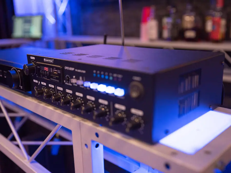 Omnitronic CPZ-120P PA Mixer 4-Zone, Bluetooth, Audio Player, 120W 